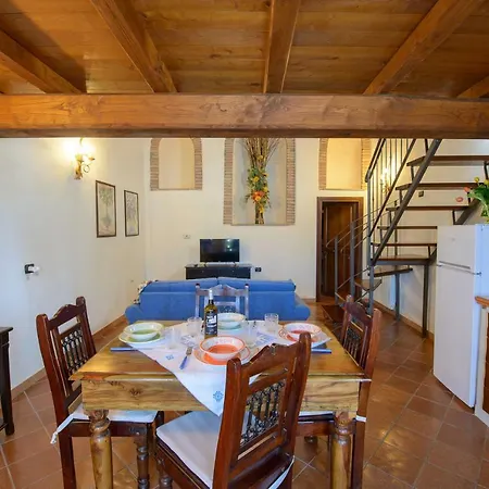 Tenuta La Torraccia Apartment